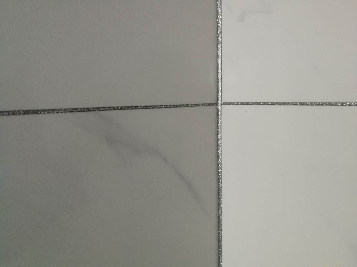 環(huán)氧彩砂美縫劑可以自己做嗎？(圖1)